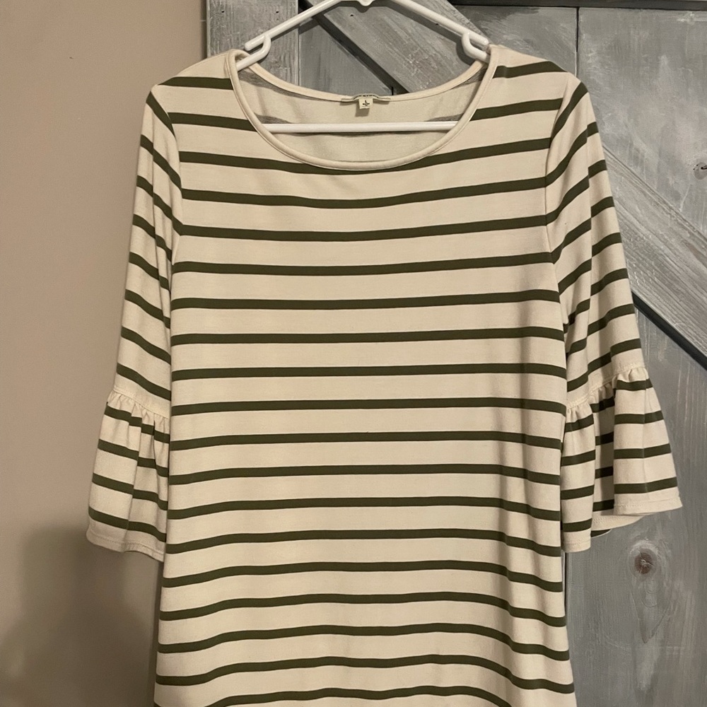 Max Studio top